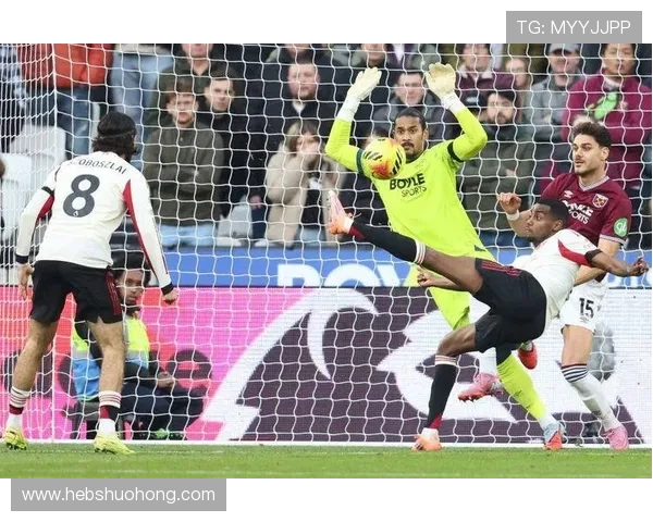 赫斯基强调伊萨克在进球乏力时应提升体能以更好地为球队贡献